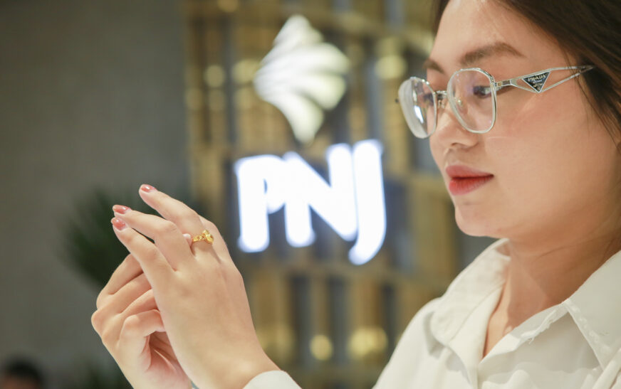 PNJ bùng nổ lợi nhuận quý I/2026: Doanh thu vàng 24K tăng kỷ lục hơn 320%