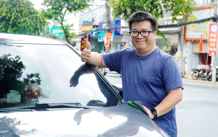 Chủ xe VinFast VF 5 ở Cần Thơ: “Bài toán kinh tế là lý do gắn bó với xe điện”