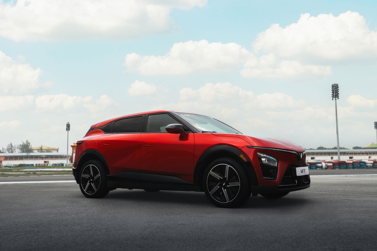 Lái VinFast VF 7 gần 1.000 km, chủ xe tiết lộ sự thật về chi
