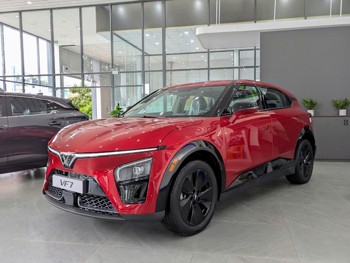 Gần 1 năm lái VinFast VF 7 Eco, chủ xe nói điều ít ai ngờ
