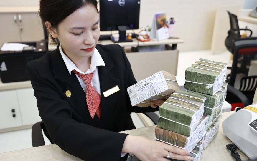TP.HCM: Tín dụng tăng trưởng 7,45%, nguồn vốn phục vụ đòn bẩy kinh tế đạt hơn 5,5 triệu tỷ đồng