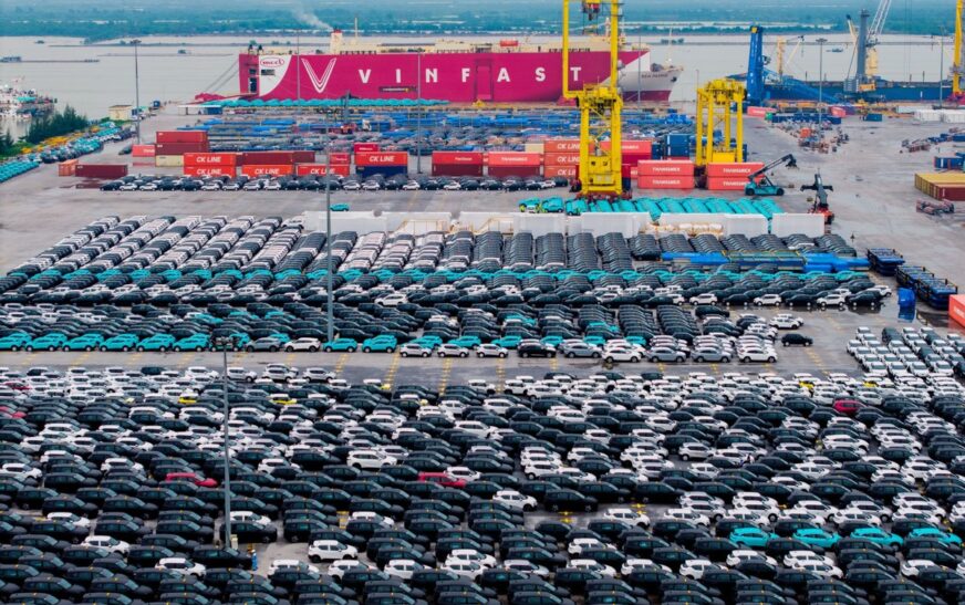 VinFast xuất khẩu lô xe điện thứ 38 ra quốc tế