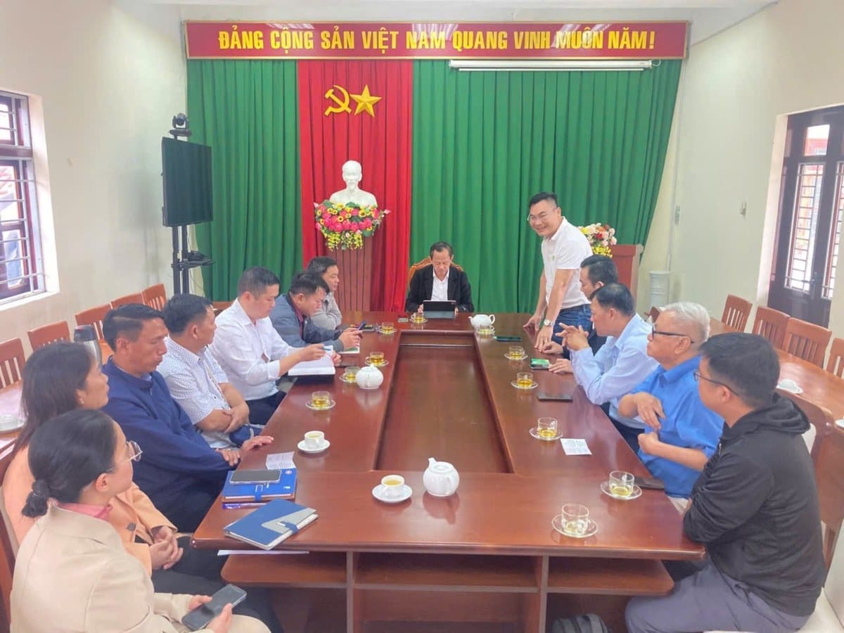 Đại diện VFAEA và HND Lâm Đồng thảo luận về chuyển đổi số nông nghiệp