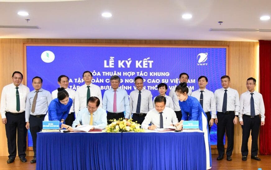 VNPT và VRG ký kết hợp tác phát triển khu công nghiệp số xanh thông minh