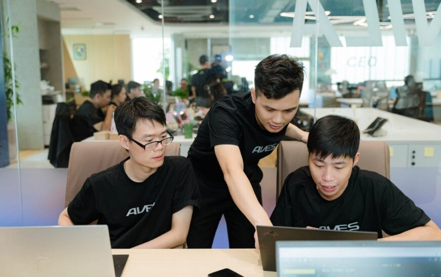 xe điện AVES