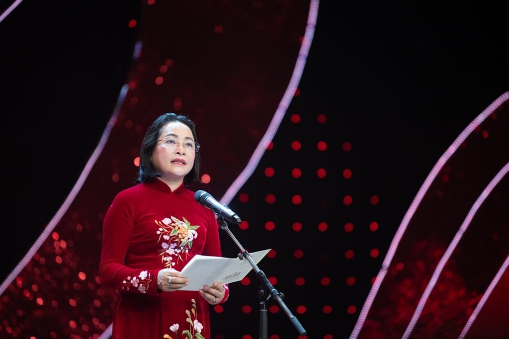 Bà Nguyễn Thị Thanh, Ủy viên Trung ương Đảng, Phó Chủ tịch Quốc hội phát biểu tại Gala Trái tim cho em 2026 — Ảnh: Viettel
