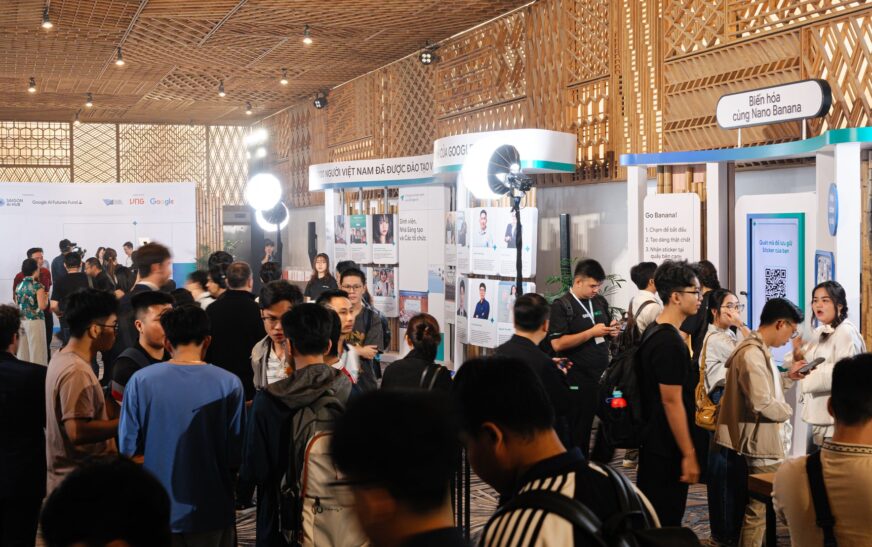 Sân khấu AI Riser Vietnam 2026 Demo Day, điểm nhấn của sáng kiến AI Riser 2026 do Google và các đối tác tổ chức